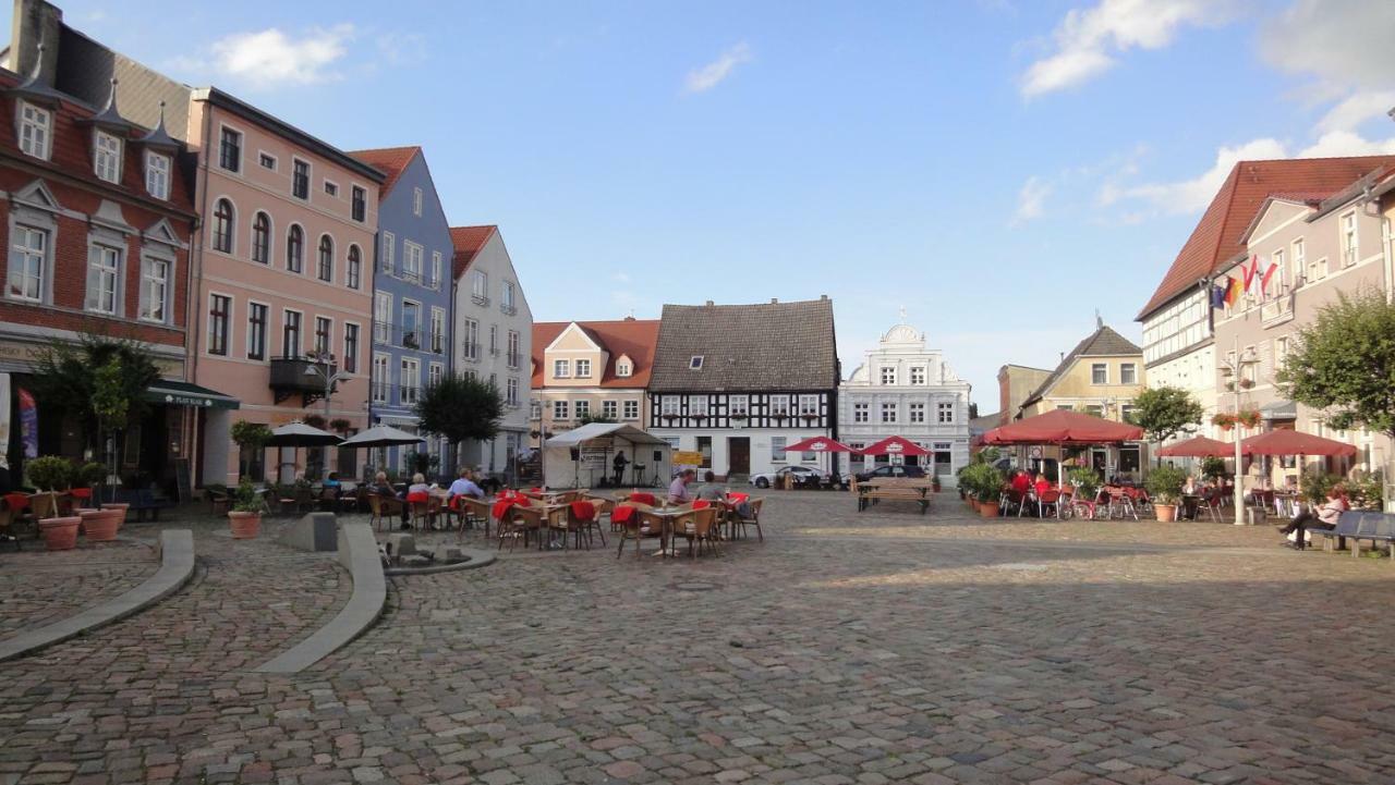 Fewo "Hafenblick" Ueckermünde Dış mekan fotoğraf
