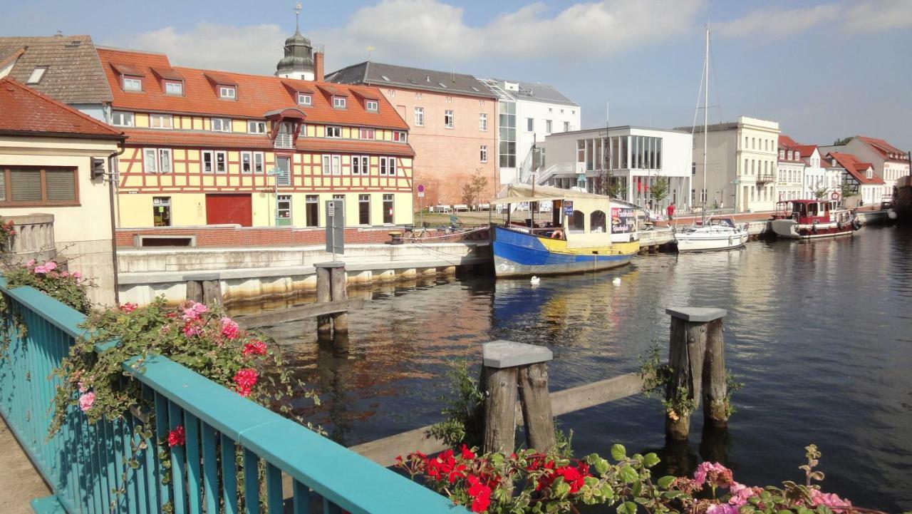 Fewo "Hafenblick" Ueckermünde Dış mekan fotoğraf